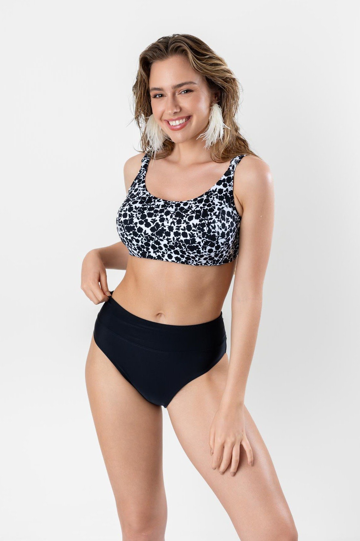 Dvojdielne plavky so športovou podprsenkou