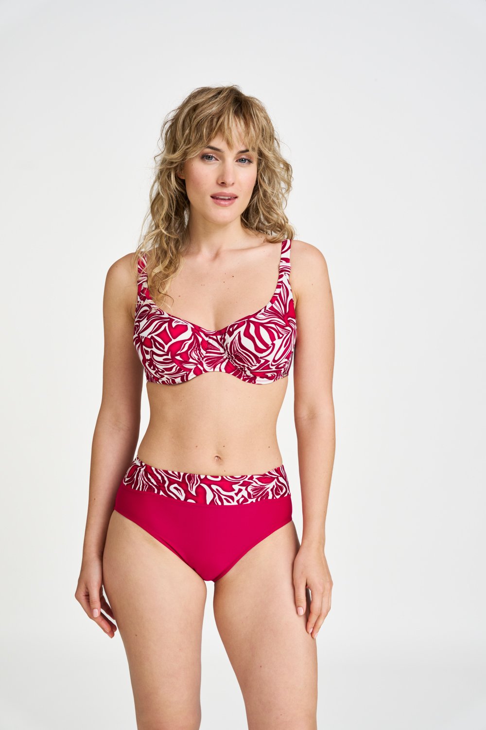 Dvojdielne plavky s vyhrňovacími nohavičkami