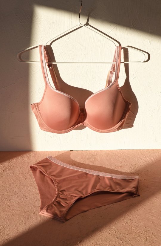 Bezešvá vyztužená podprsenka BeautyBra Safari