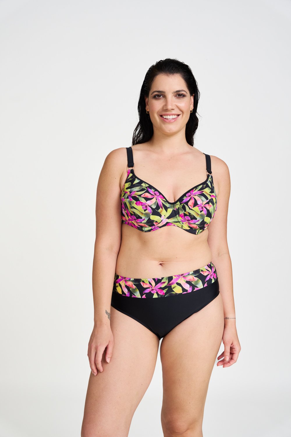 Dvojdielne plavky so šitou podprsenkou