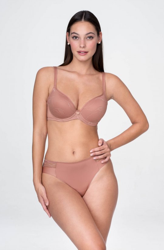 Brazílky ozdobené tylom Flow