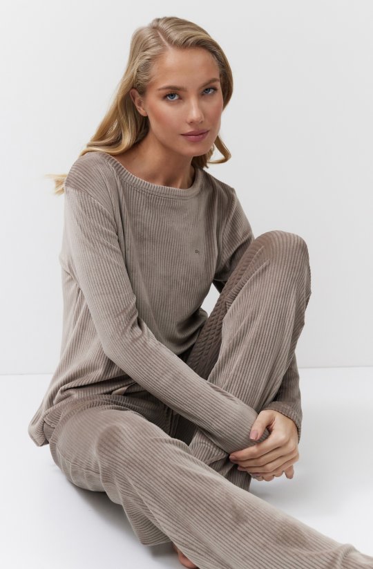 Pohodlná rebrovaná domáca súprava Capucine