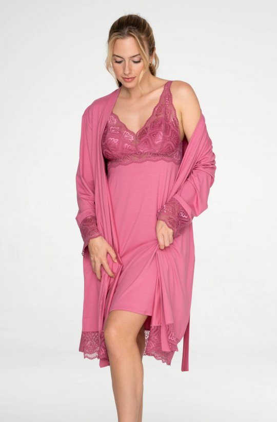 Nočná košieľka Hyacinth s bohatou čipkou