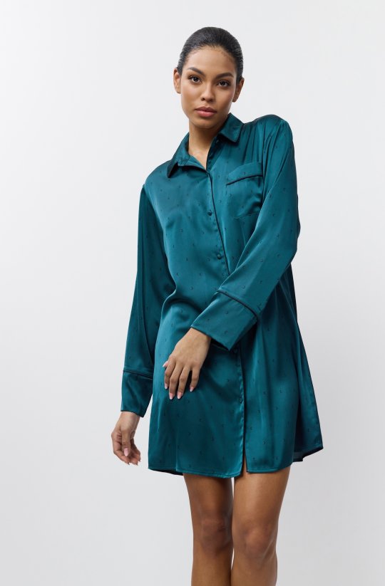 Saténová smaragdová nočná košeľa Emeralda