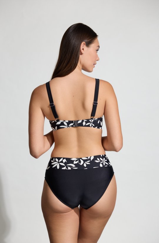 Rychleschnoucí plavky s šitou podprsenkou